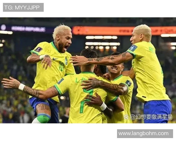 上海足球队团队协作引发热议球迷对战术配合与队员默契的不同看法